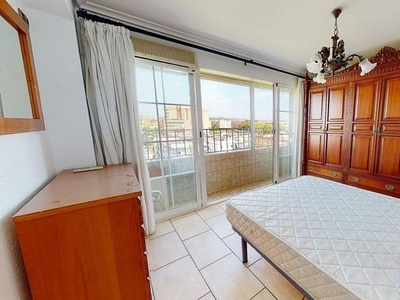 Piso en venta en Fátima - Levante de 3 habitaciones con terraza y balcón