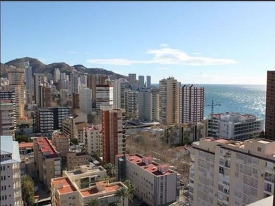 Venta de piso en Playa de Levante de 4 habitaciones con terraza y piscina