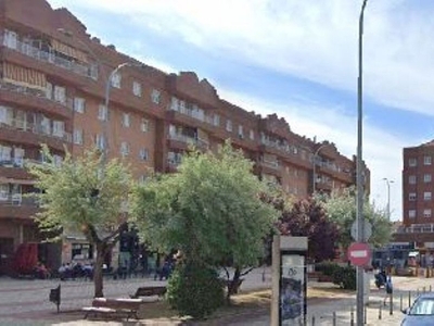Venta de piso en San Fernando - Carretera de Valencia de 3 habitaciones con terraza y garaje