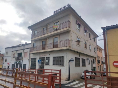 Venta Piso en Calle Fe 1. Ciudad Rodrigo. Buen estado segunda planta con balcón calefacción individual