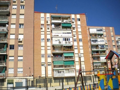 Venta Piso Móstoles. Piso de tres habitaciones Con terraza calefacción individual