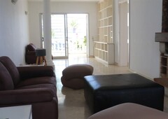 Apartamento en venta en Nueva Andalucia, Marbella, Málaga