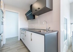 Piso con 3 habitaciones con ascensor y calefacción en Fuenlabrada