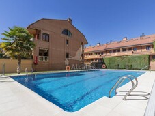 Venta Casa unifamiliar Alcalá de Henares. Buen estado con terraza 299 m²