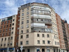 Venta Piso Burgos. Piso de tres habitaciones en ana lopidana. Sexta planta