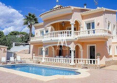 Chalet en venta en Benissa, Alicante