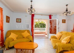 Chalet en venta en Villamartín - Las Filipinas, Orihuela, Alicante