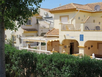 Alquiler Casa adosada en Calle. Los Balcones y los Altos Orihuela (Alicante) Orihuela. Buen estado