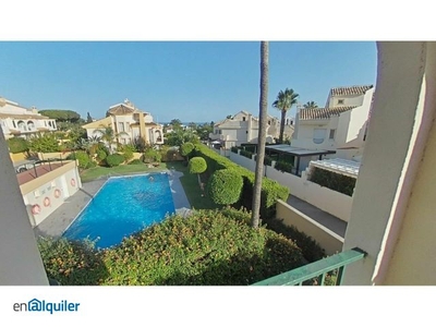 Alquiler casa amueblada piscina Marbella pueblo
