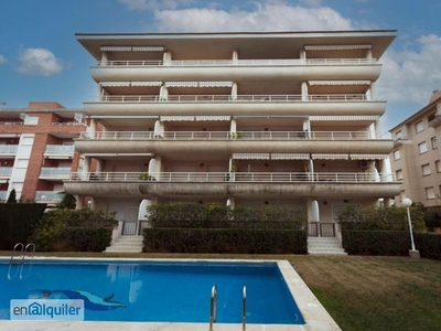 Alquiler piso amueblado trastero Platja calafell