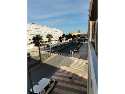 Alquiler Piso Roquetas de Mar. Piso de una habitación Buen estado segunda planta con terraza