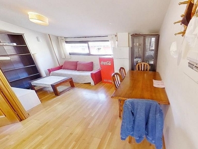 Ático en venta en calle Jordán de Urriés de 1 habitación con aire acondicionado y calefacción