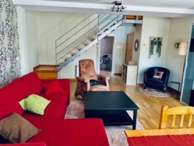 Dúplex en alquiler en San Mamés - La Palomera de 2 habitaciones con garaje y muebles