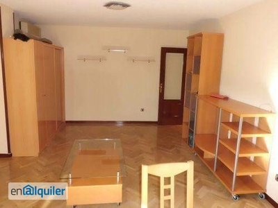 Piso en alquiler en Alcalá de Henares de 65 m2