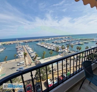 Terraza en el puerto, La Vila joiosa