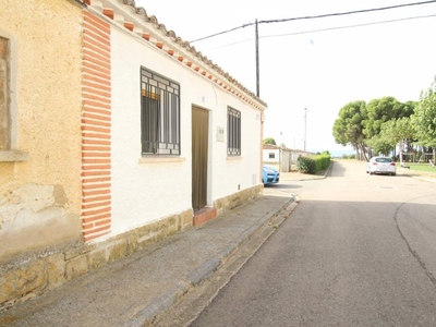 Venta Casa unifamiliar Ejea de los Caballeros. Con terraza 80 m²