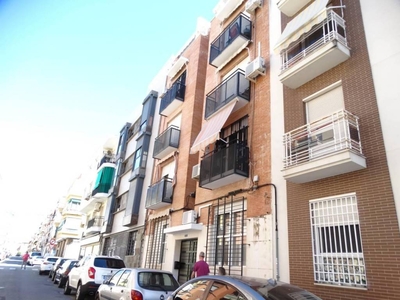 Venta Piso Huelva. Piso de tres habitaciones en Calle Nicolas Orta. Buen estado primera planta con balcón