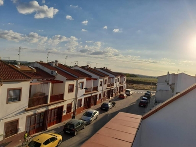 Venta Piso Villafranca de Córdoba. Piso de tres habitaciones Primera planta con terraza