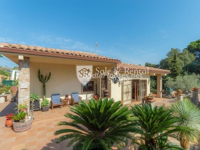 Villa en venta en Casc Antic, Lloret de Mar