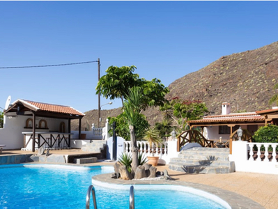 Alquiler de casa con piscina en Santiago del Teide