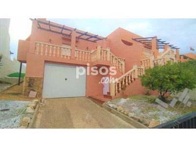 Casa adosada en venta en Las Atalayas-U.R.M.I.-Cerro-Mar