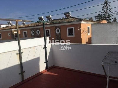 Casa adosada en venta en Callejón de La Rosa en La Banda-Campo de Fútbol por 130.000 €