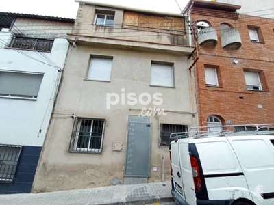Casa adosada en venta en Sabadell en El Poblenou por 135.000 €