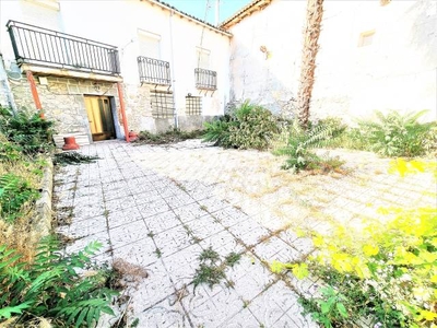 Casa adosada en venta en Tendilla en Tendilla por 39.900 €