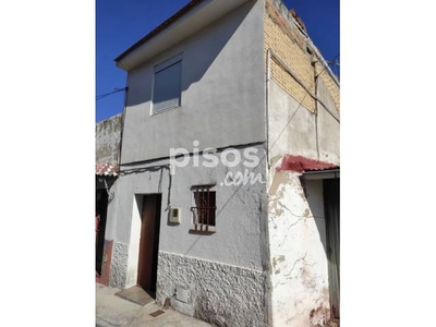 Casa adosada en venta en Calle de Alicante