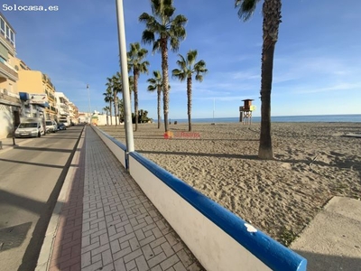 Casa de Pueblo en Alquiler en Caleta de velez, Málaga