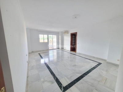 Piso en venta en Arroyo del Cuarto, Málaga