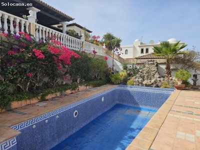Villa de Lujo en Venta en Adeje, Santa Cruz de Tenerife