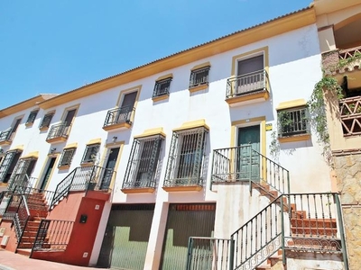 Casa adosada en venta en Calle Hierbamora 6, Benalmádena pueblo