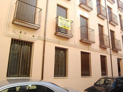 Alquiler de dúplex en Puerta de Cuartos - Avda. de Portugal de 3 habitaciones con terraza y muebles