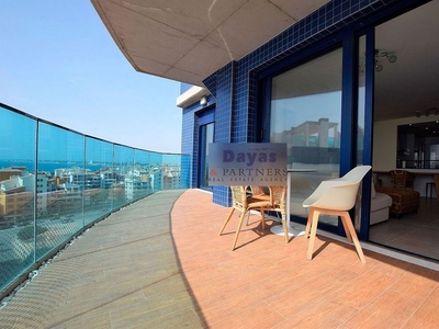 Ático en venta en El Acequión - Los Naúfragos de 3 habitaciones con terraza y piscina
