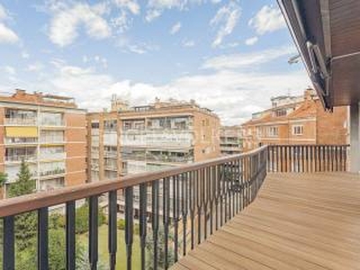 Piso de cuatro habitaciones 144 m², Sant Gervasi-Galvany, Barcelona