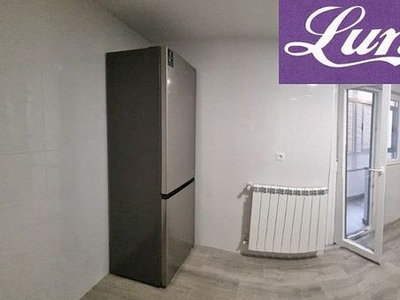 Piso en alquiler en Zona Alta de 4 habitaciones con terraza y muebles