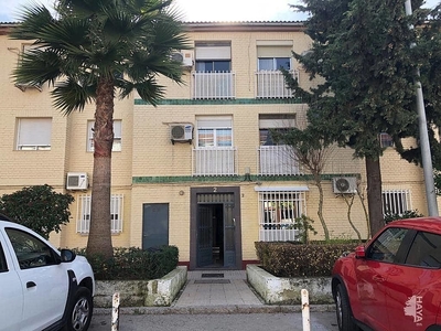 Piso en venta en Linares de 3 habitaciones y 88 m²