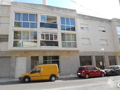 Venta de piso en Callosa d´En Sarrià de 3 habitaciones con garaje y ascensor