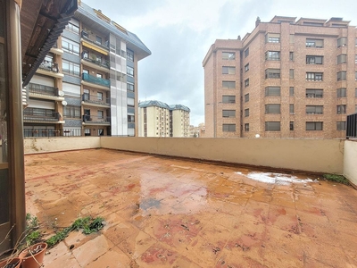 Venta de piso en Eduardo Saavedra - Eloy Sanz Villa de 2 habitaciones con terraza y garaje