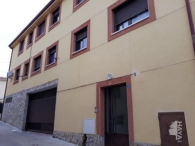 Venta de piso en Morata de Tajuña de 2 habitaciones y 102 m²