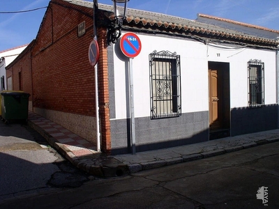Venta de piso en Peñarroya-Pueblonuevo de 3 habitaciones y 130 m²