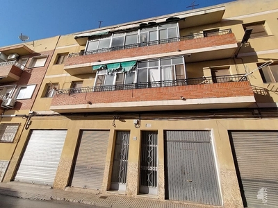 Venta de piso en Pinós de 3 habitaciones con terraza