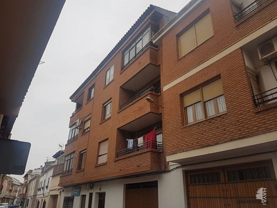 Venta de piso en Villarrobledo de 4 habitaciones con terraza