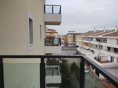 Venta de piso nuevo en calle De España de 3 habitaciones con ascensor