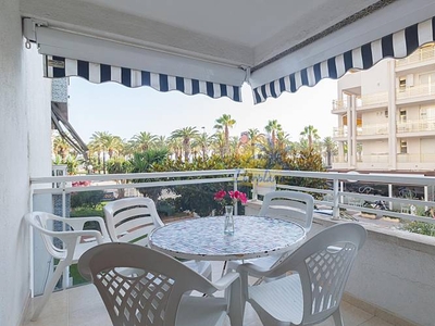 6 pax apartment located just 50 meters. from the main beach of Salou..