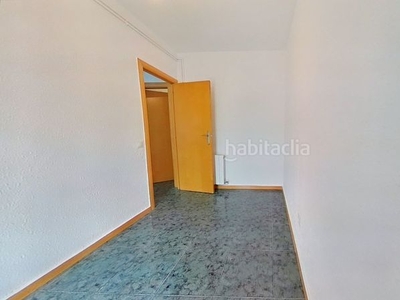 Alquiler piso con 2 habitaciones con calefacción en Barberà del Vallès