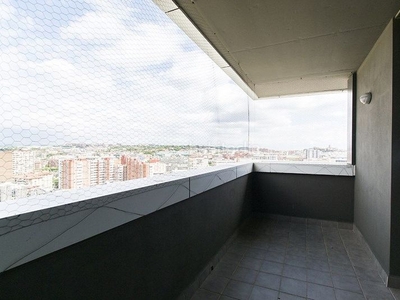 Alquiler piso con 3 habitaciones con ascensor, parking, calefacción y aire acondicionado en Tarragona