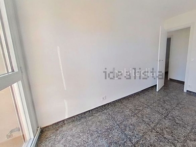 Alquiler piso con 3 habitaciones con calefacción en Sabadell