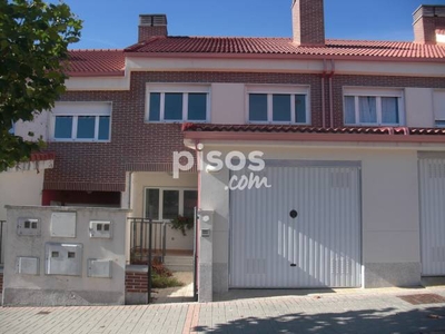 Casa adosada en venta en Calle de Sanson Carrasco en Boecillo por 170.000 €